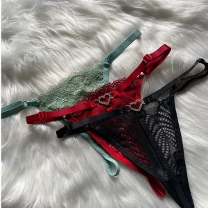 Calcinha Coração Strass em renda